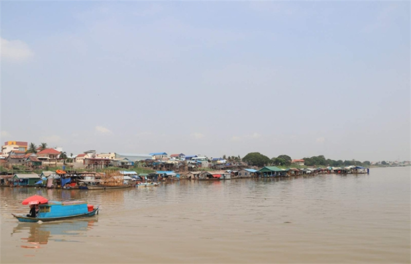 캄보디아 프놈펜 - 씨엠립 페리 이동 서비스 by Tara Prince ... 솔직 후기 | 실사용자 리뷰 분석 - 대표 이미지