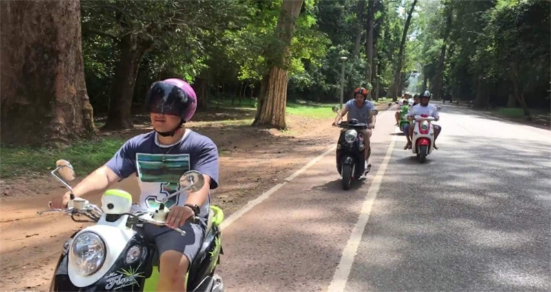캄보디아 씨엠립 오토바이 대여 이미지 2