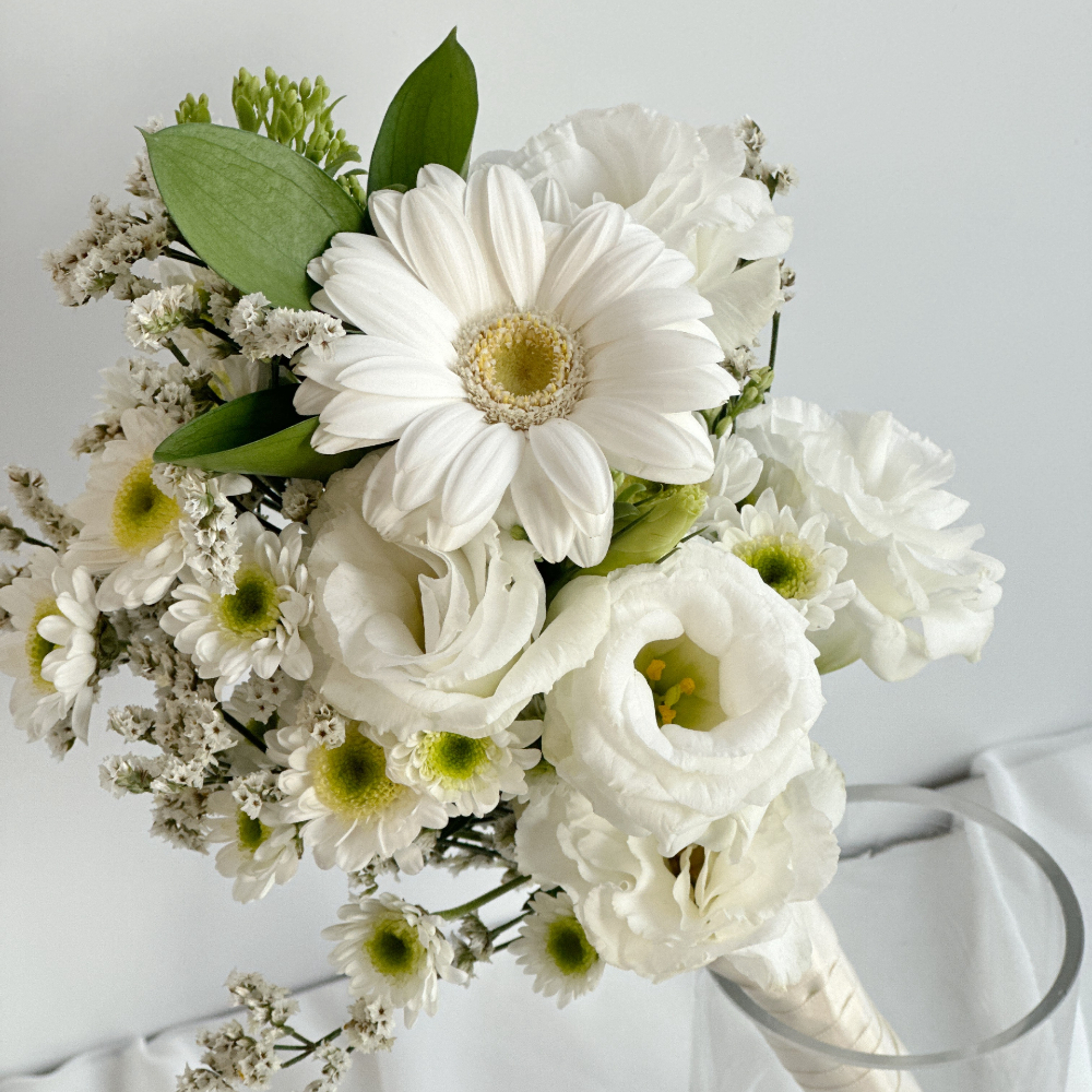 리틀캠든 셀프웨딩 화이트 부케 합리적 온라인꽃집 이미지 3