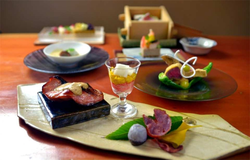 일본 요리 키나리  미나미아오야마 고급 가이세키 요리 솔직 후기 | 실사용자 리뷰 분석 - 대표 이미지