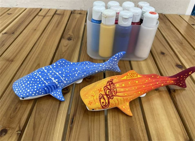 일본  오키나와 나하 LeaLea Lounge 오키나와 시서 그림/고래 상어 그림/류큐 유리 그림 선택 공예 체험 예약 (오키나와현 나하시) 이미지 3