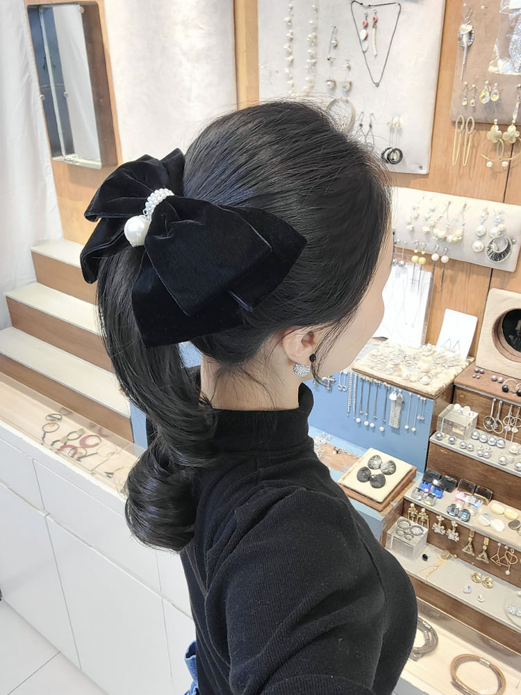 루루핀 벨벳 3단 중앙 진주 블랙 리본 고급 리본 헤어핀 제품 이미지