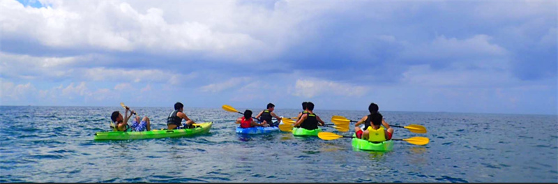 일본 오키나와 무료 사진 촬영이 포함된 모멘바루 해변 카누 체험 이미지 4