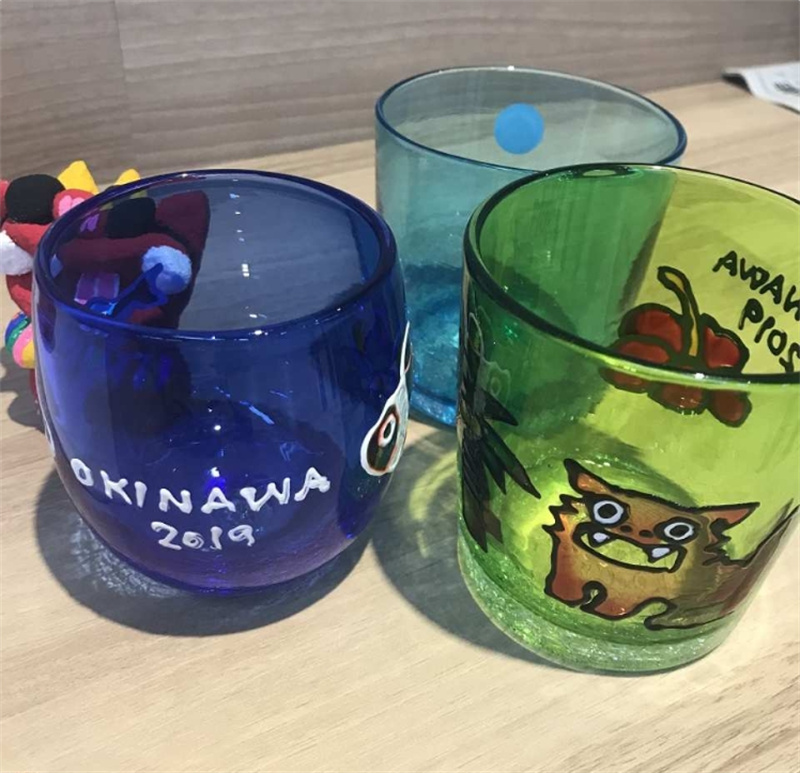 일본  오키나와 나하 LeaLea Lounge 오키나와 시서 그림/고래 상어 그림/류큐 유리 그림 선택 공예 체험 예약 (오키나와현 나하시) 이미지 2