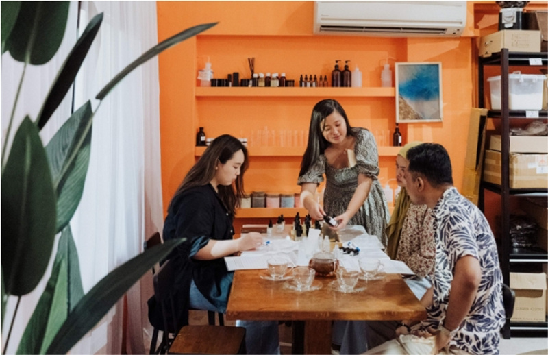 싱가포르 향수 만들기 원데이 클래스 by Perfume Play 이미지 2