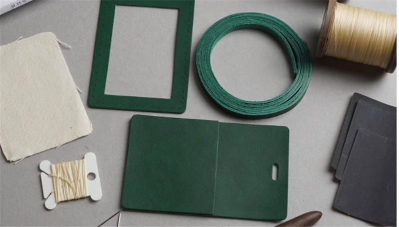 싱가포르  여권 / 안경 / ID 카드 홀더 DIY 가죽 공예 키트 (싱... 솔직 후기 | 실사용자 리뷰 분석 - 대표 이미지