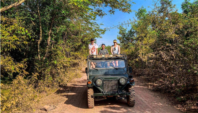 캄보디아 쿨렌산 지프 어드벤처 이미지 4
