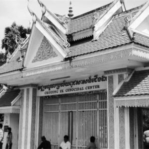 캄보디아 프놈펜 킬링필드 & 뚜얼슬랭 대학살 박물관 투어 솔직 후기 | 실사용자 리뷰 분석 - 상품 이미지 1