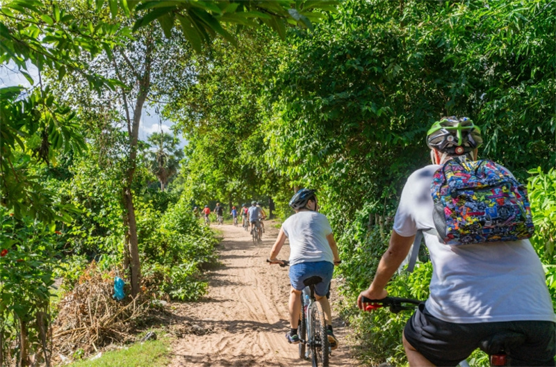 캄보디아 앙콜 저녁 자전거 & 보트 투어 이미지 3