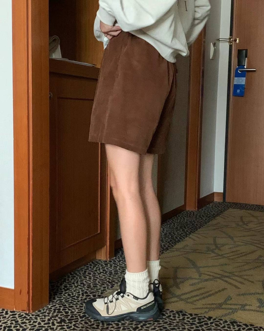 클로이 스터닝 버니 팬츠 밴딩 골덴 코듀로이 포켓 반바지