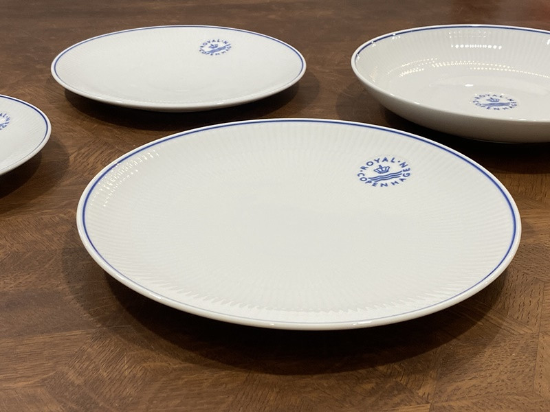(27cm 디너접시) 로얄코펜하겐 블루라인 쿠페 플레이트 27cm Blueline coupe plate 27cm 1058882 - 상세 이미지 2