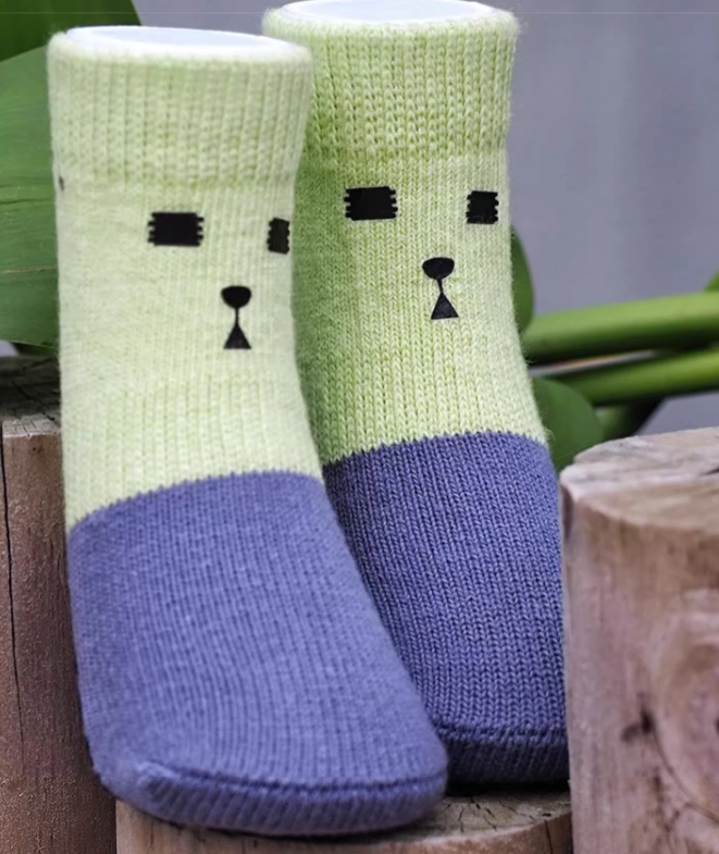 위드레오 강아지양말 대형견 중형견 소형견 미끄럼방지 강아지신발 슬개골보호 못난이형제 핑크