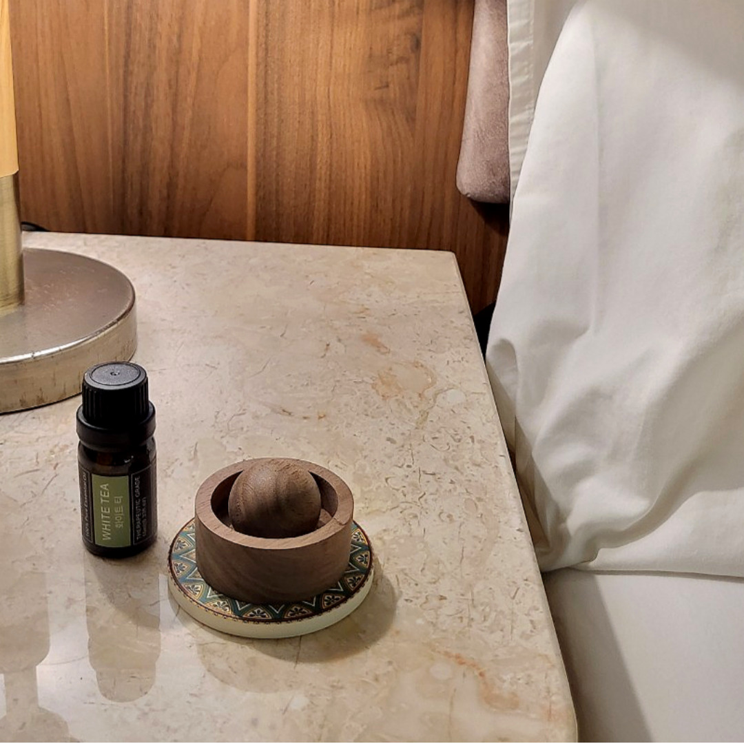 레노포프 아로마오일 확산 우드 디퓨저 천연 원목나무 발향기 확산목 기둥형 비치