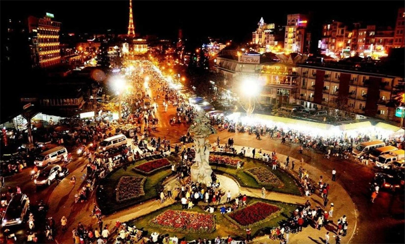 베트남 [한국어가이드] 달랏 굿모닝 투어 (공항 픽업/랑비앙산/플라워가든/크레이지하우스) 이미지 2