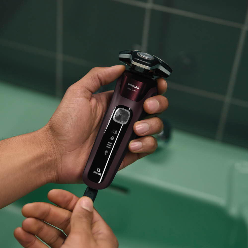 필립스 면도기 SkinIQ 5000 전기면도기 S5881/12