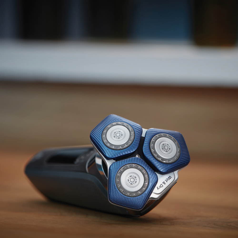 필립스 면도기 SkinIQ 7000 전기면도기 S7887/72 - 상세 이미지 3