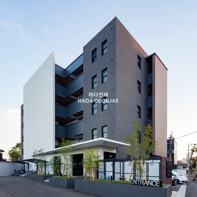 아이코트료와 셋코타일 W05 / 하다건재 일본타일 아이콧료와 ICOT RYOWA