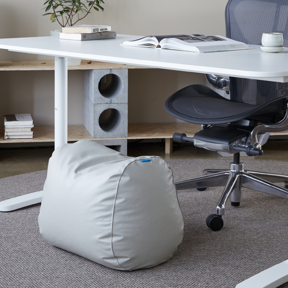 폴리몰리 빈백 PU 에그 풋스툴 발받침대 책상 의자 다리 쿠션 방수 스툴 공부 사무실