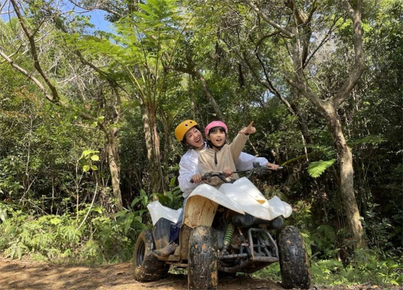 일본  오키나와 얀바루 버기 어드벤처 얀바룬차 히가시촌 사륜버기 체험 운전면허증 불필요 (오키나와현 북부 얀바루 삼림 액티비티) 이미지 4