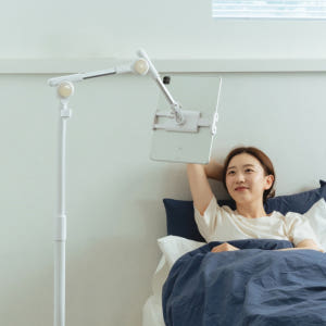 태블릿거치대 아이패드 거치대 스탠드 침대 갤럭시탭 자석 마그네틱 패드 부... 개봉기 | 실사용 후기 - 상품 이미지 4