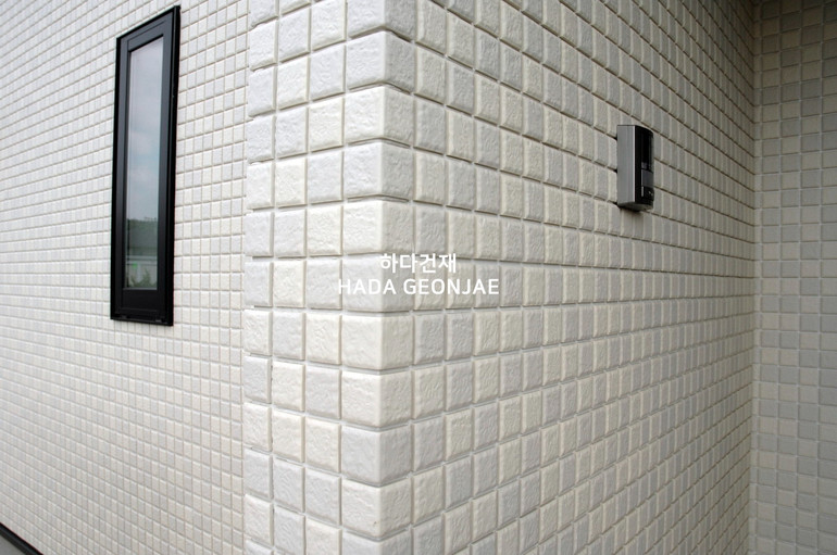 어반스퀘어타일 91번 아이코트료와 / 하다건재 일본타일 ICOT RYOWA 아이콧료와