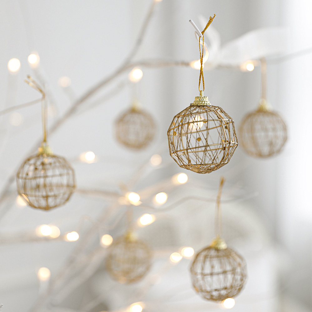 북유럽 크리스마스 미니 트리 장식 세트 가렌드 오너먼트 소품 풀세트 인형 전구 골드비즈볼