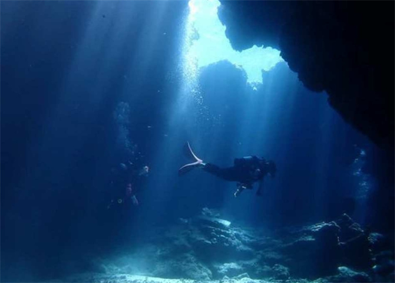 일본  [한국어가이드] 오키나와 푸른동굴 보트 체험 다이빙 (사진촬영 전송 무료) - 상세 이미지 3