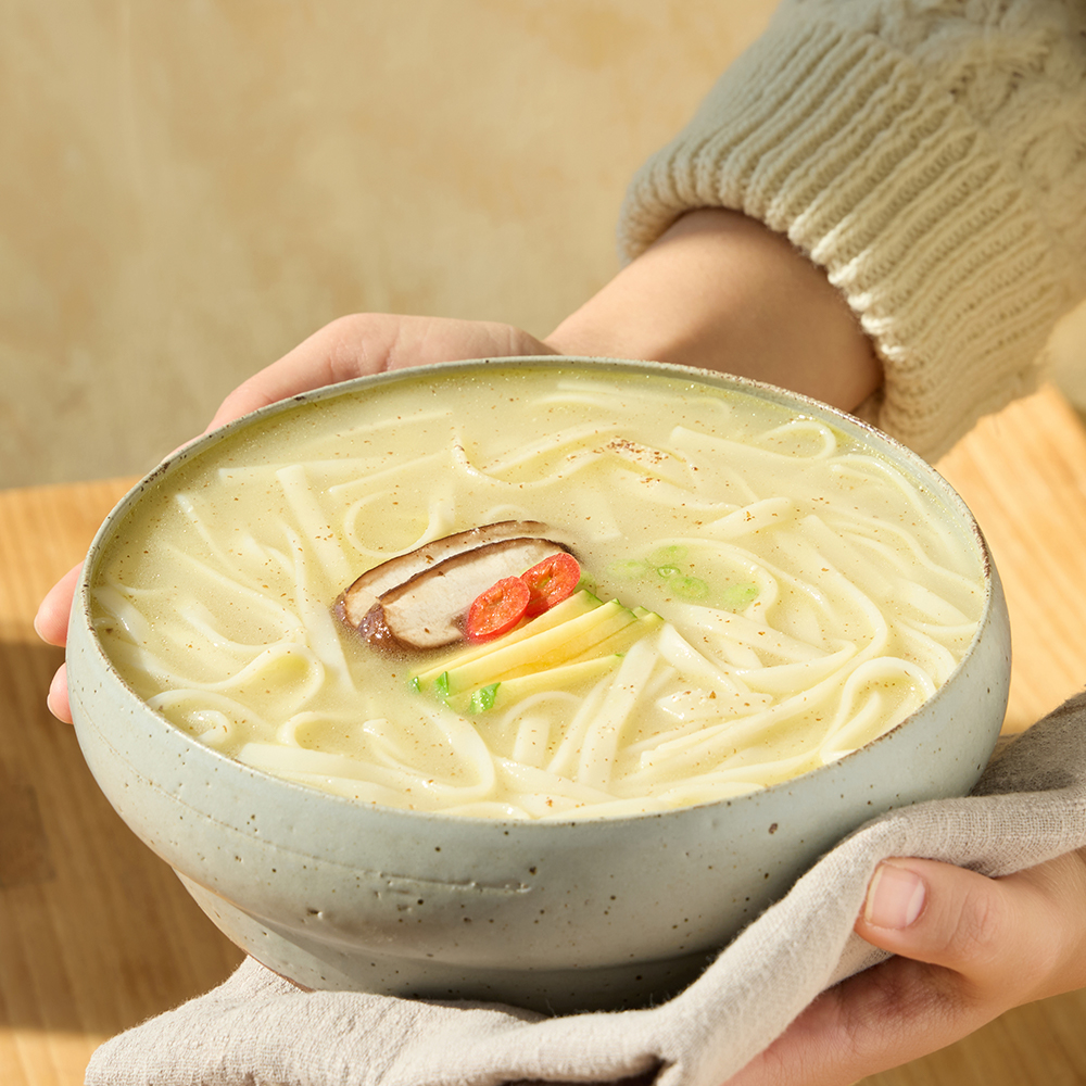 들깨칼국수 밀키트 4인분 비건 음식 식품 간식 요리 지리산처럼 칼국수 이미지 7