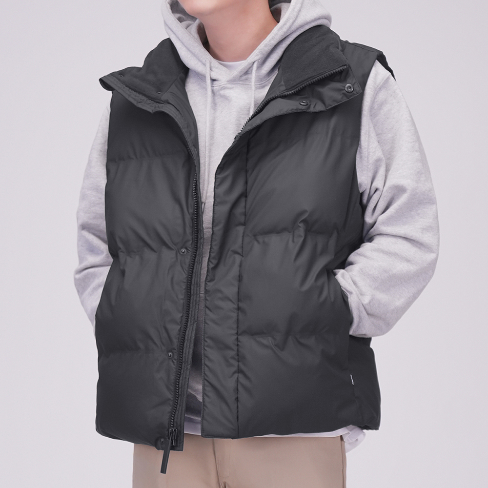 DKNY 남성 하이넥 패딩 조끼