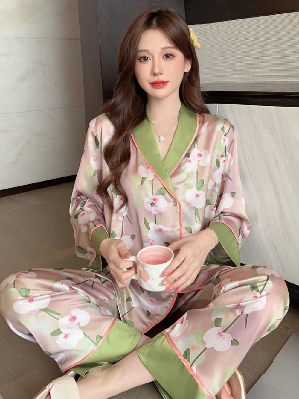 드라마 무인도의디바 김효진 잠옷 윤란주 옷 패션 정보 파자마 홈웨어 실크 02 이미지 3
