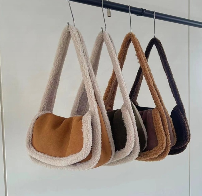 뽀글이 양털 무스탕 퍼 숄더백 겨울 스웨이드 캐쥬얼 가방