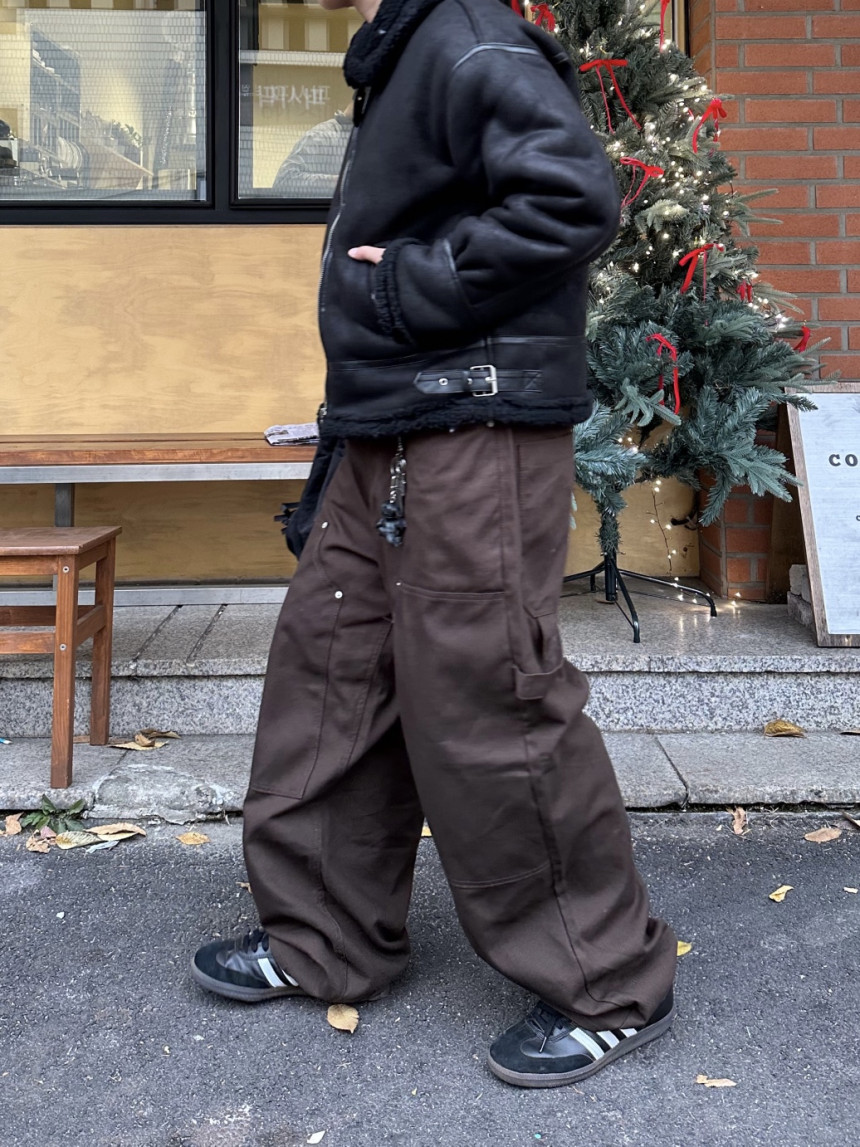 01C5DD87-09E8-4088-B1AE-F8443C956897