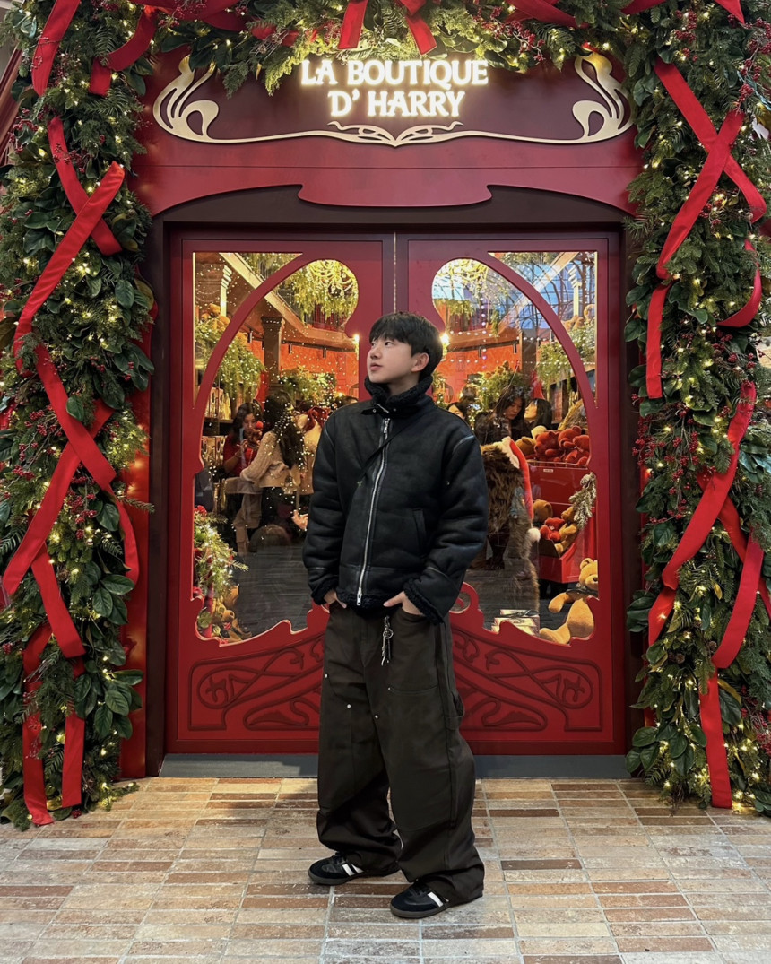 63948FA3-7740-41DD-96D7-8A33B2A9AE55