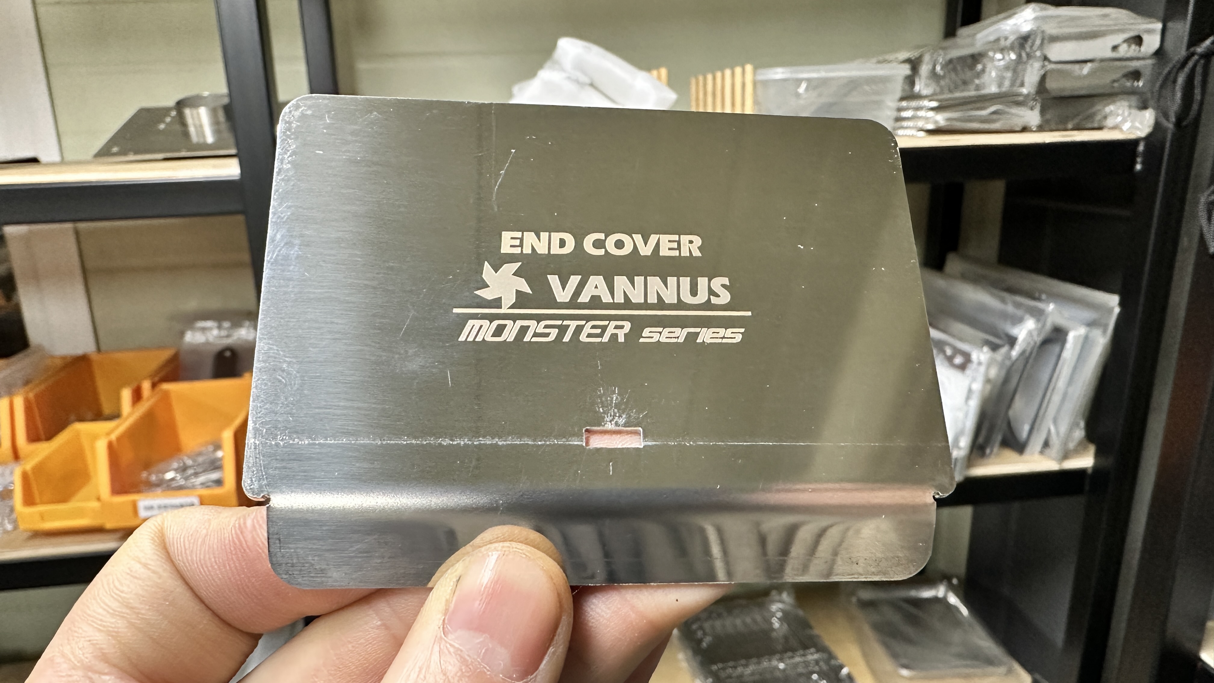 엔드 커버 MONSTER SE 악세사리