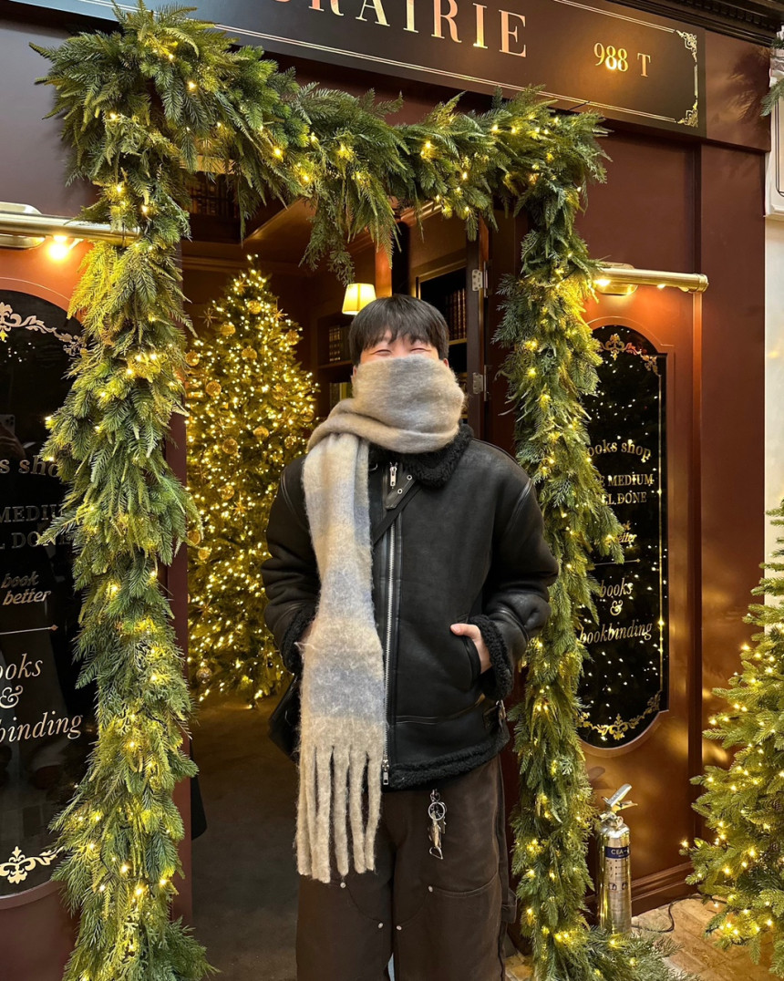 270D2B29-EECE-42FF-A242-5519EA952FFD