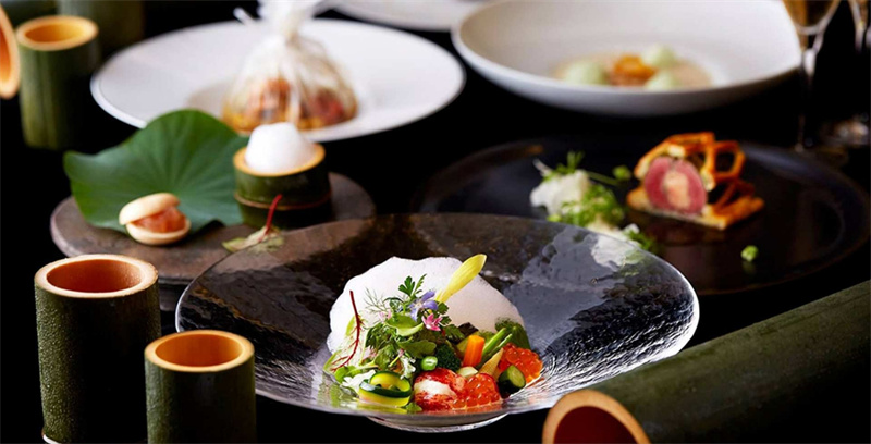 일본 도쿄 미슐랭 1스타 프랑스 요리 리츠칼튼 호텔 Azure45 이미지 3