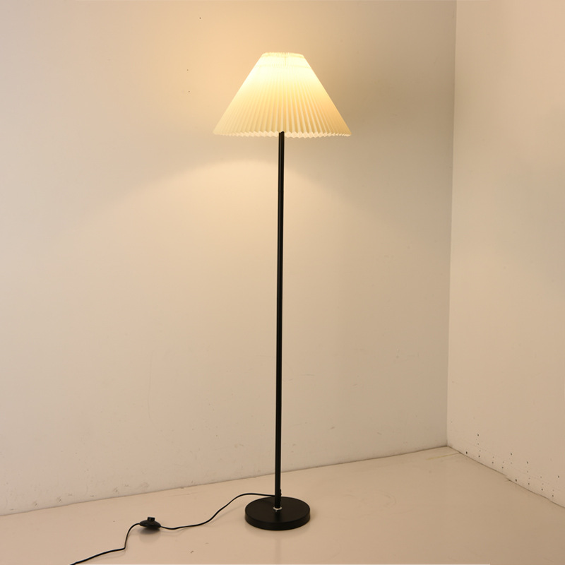 북유럽 장스탠드 버섯 플로어 램프 주름 엔티크 침실 거실 카페 조명 Mushroom Floor Lamp 단색광(따듯한 빛) - 상세 이미지 2