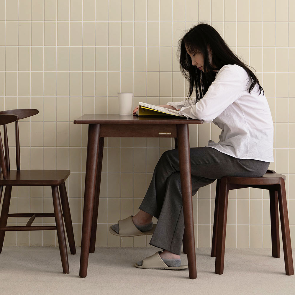 자야캠핑 포르보 월넛 원목 정사각형 2인용 4인용 카페 식탁 테이블 600