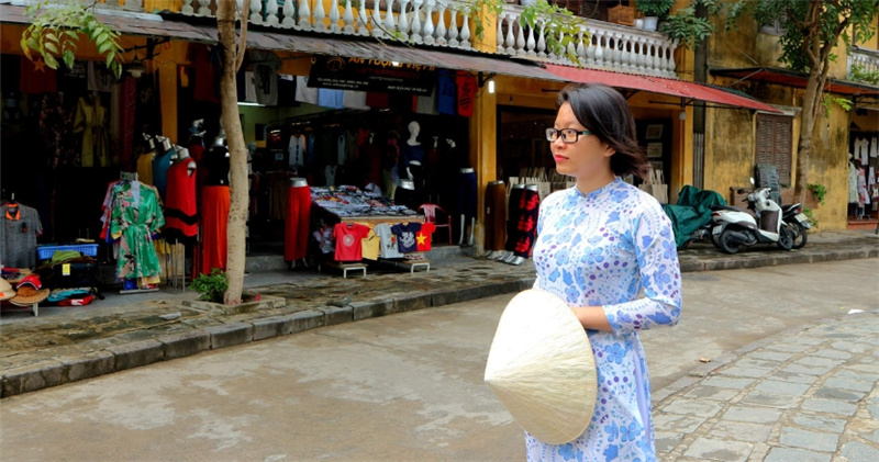호이안 아오자이 일일 대여 솔직 후기 | 실사용자 리뷰 분석 - 대표 이미지
