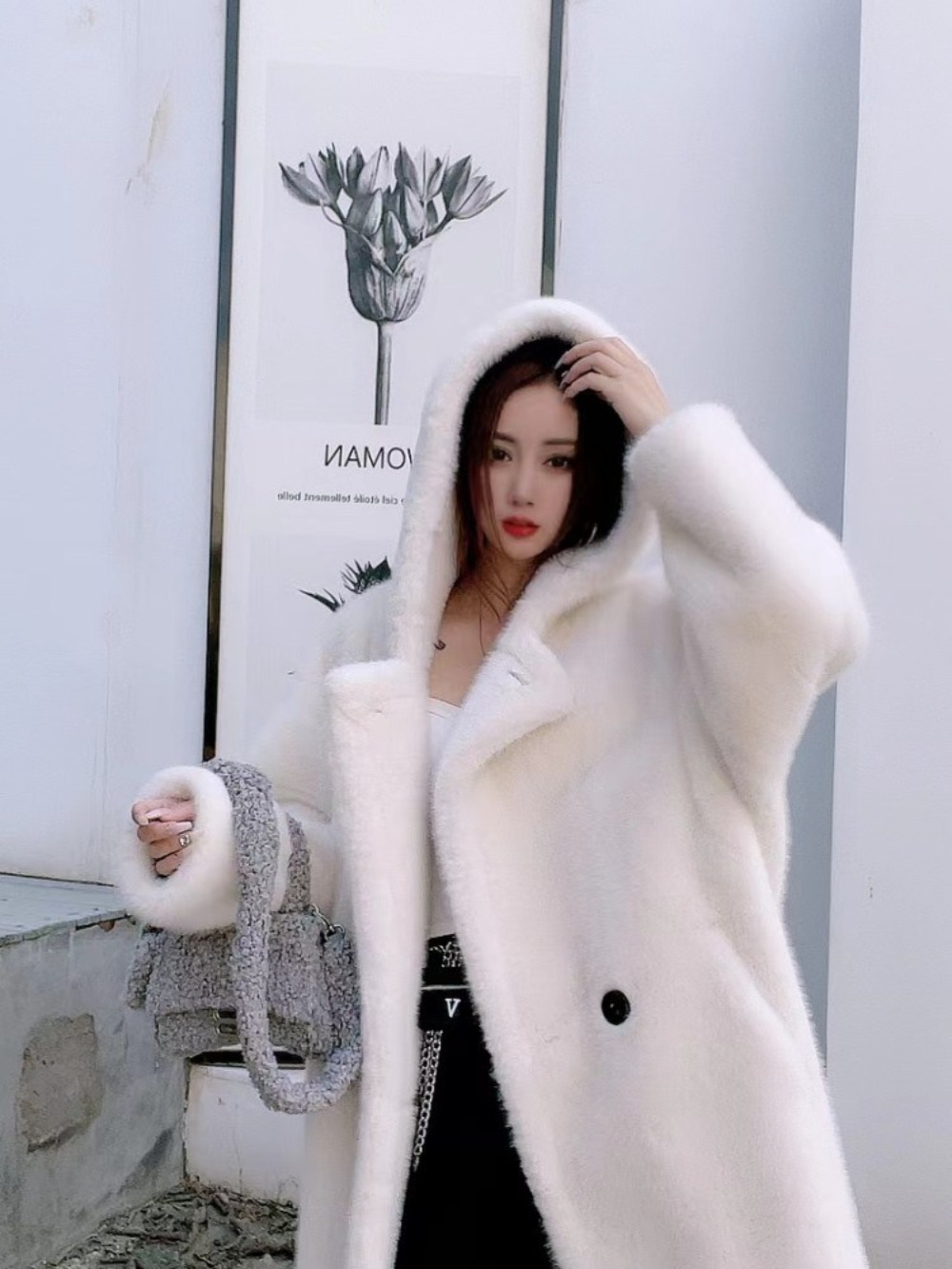 빅 카라 털코트 밍크 퍼 후드 자켓 코트 페이크퍼 에코퍼 연말 파티 이미지 4