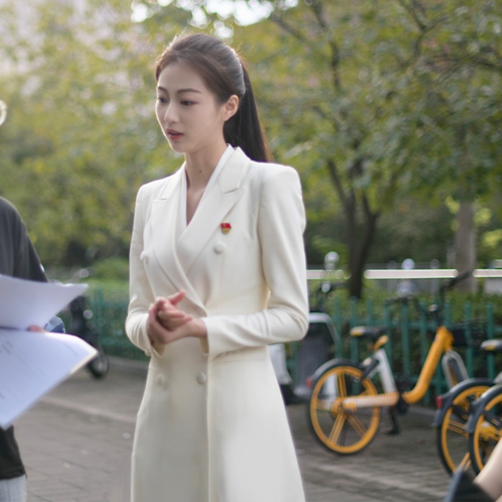 아나운서 원피스 예복 돌잔치엄마원피스 가을하객원피스 신부 정장 맘 오피스룩 촬영 이미지