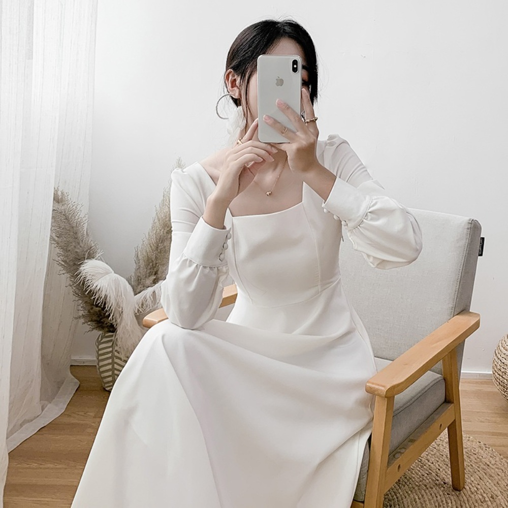 깔끔한 아나운서 원피스 단정한 결혼식 예복 신부 데이트 이미지