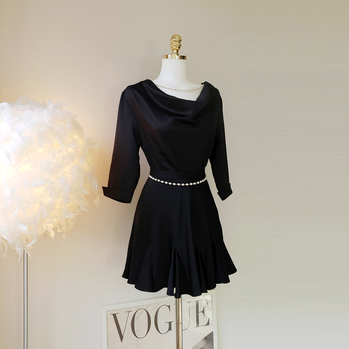 탈부착 진주 체인 새틴 블라우스+스커트 투피스 세트 - 상세 이미지 5