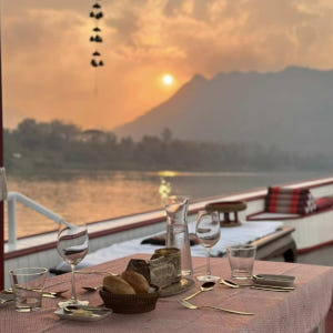 루앙프라방 럭셔리 선셋 디너크루즈 (RIVER SUN LAOS) 솔직 후기 | 실사용자 리뷰 분석 - 상품 이미지 2