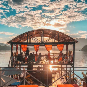 루앙프라방 컵파 선셋 크루즈 바 (KHOPFA SUNSET CRUISE) 솔직 후기 | 실사용자 리뷰 분석 - 상품 이미지 4