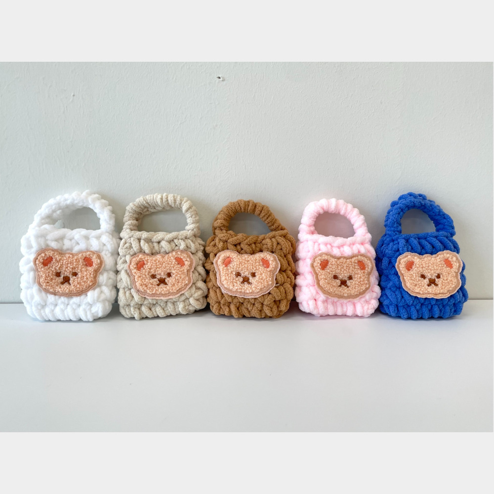 뜨개손가방 이어폰 케이스 [버즈2 아이팟 3세대 블루투스 프로 곰돌이 자수 귀여운] 이미지 2