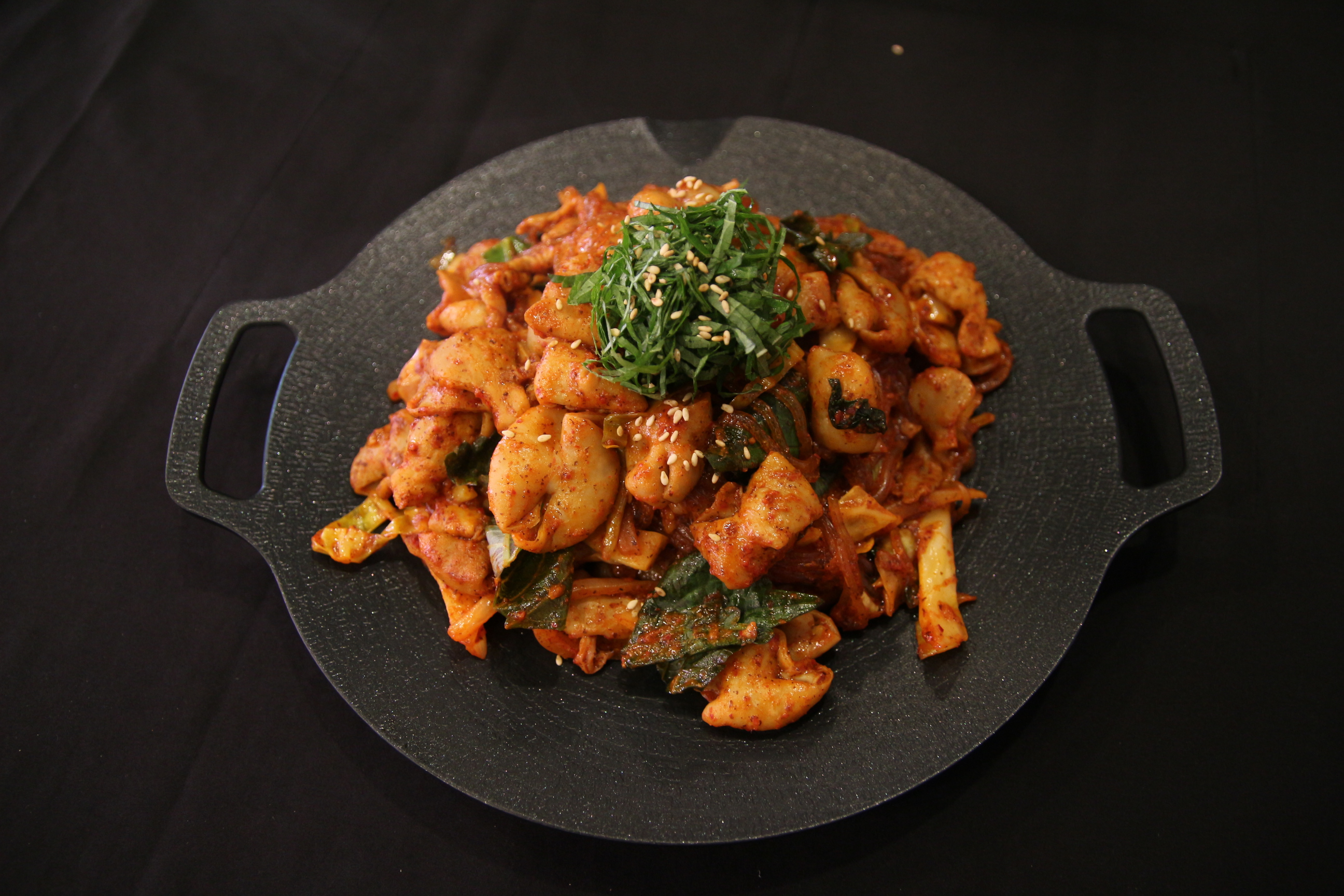 25년 전통 맛집 대박왕곱창 야채곱창 볶음 850g 2인분 밀키트 캠핑요리 술안주 국내산 - 상세 이미지 2