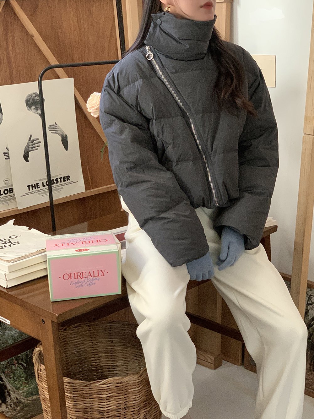 톰스 여성 겨울 하이넥 웰론 숏 패딩 사선 지퍼 점퍼 이미지