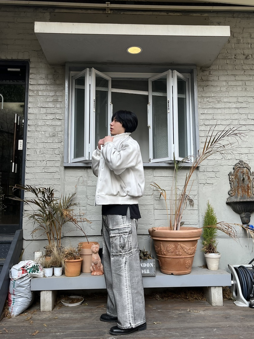 0B56C7C3-EF01-4C65-A77C-8305B65D319B