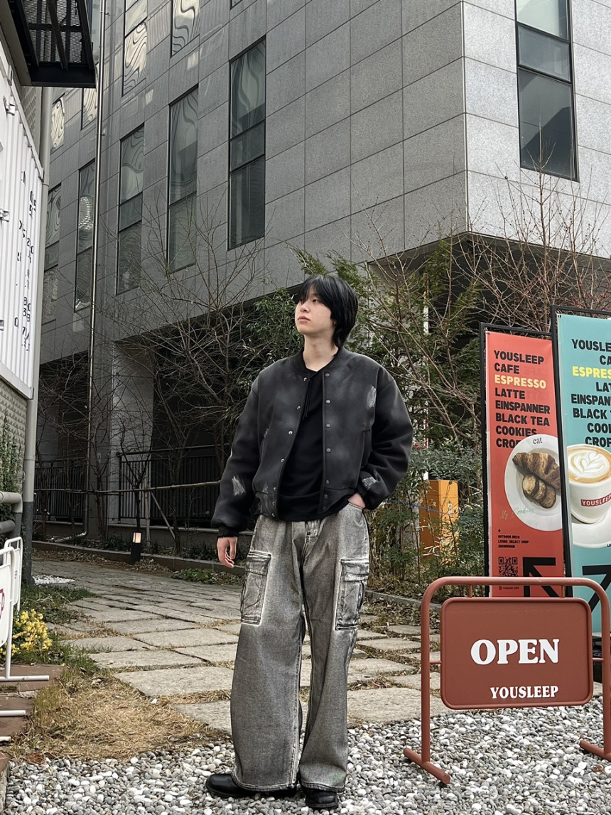 BFB4D076-EDF9-4A8F-8C6F-44F849A353F1